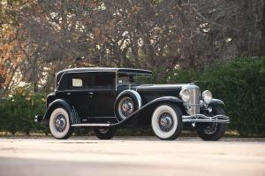 Duesenberg J375/2504 Sedan by Derham
